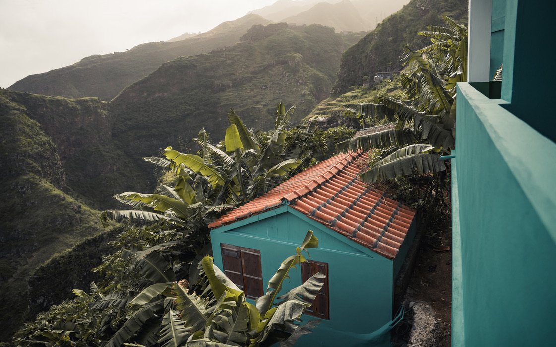 76C66EE7-E14A-4DD9-A094-2757A30751DA_1_105_c